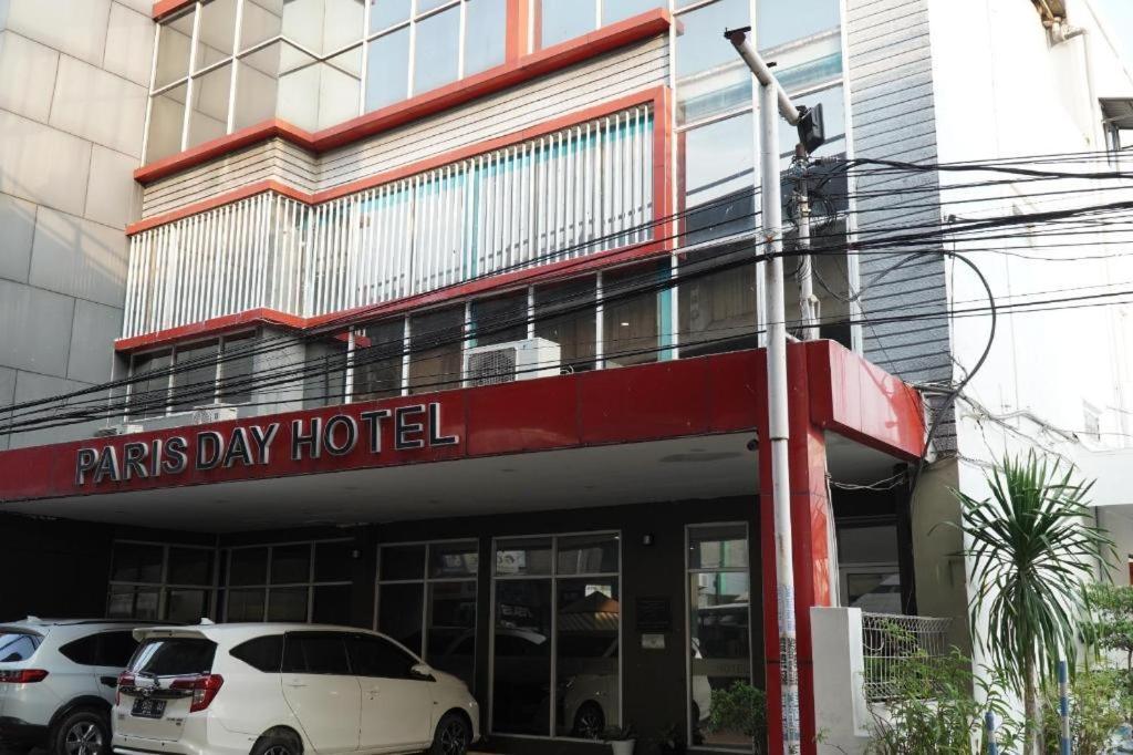Paris Day Hotel Pamanukan Hilir Dış mekan fotoğraf
